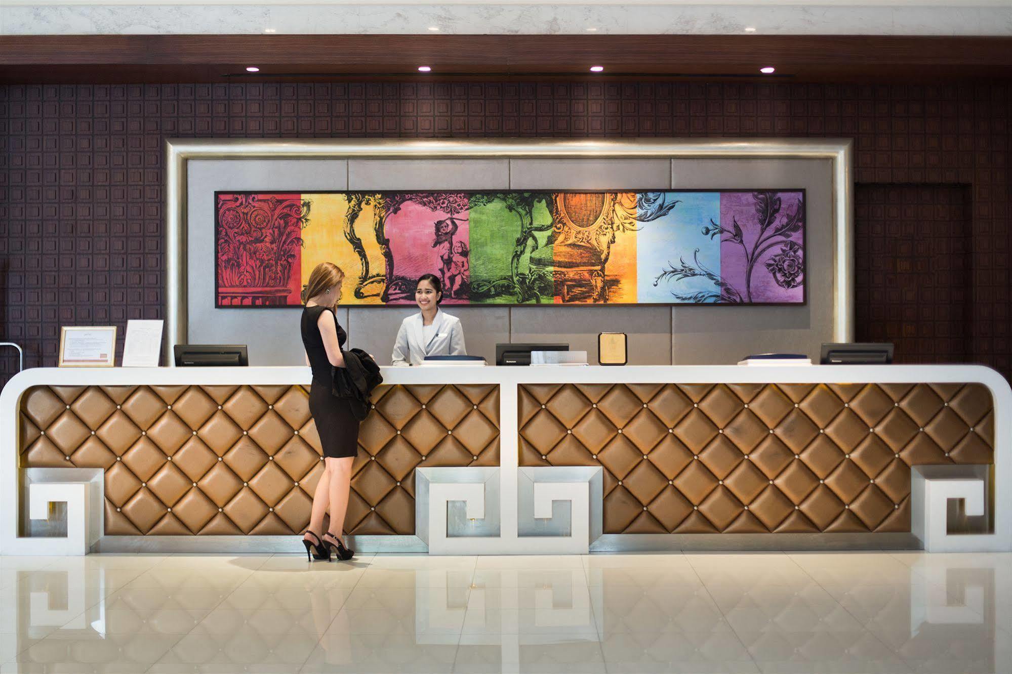 Aetas Khách sạn 5*